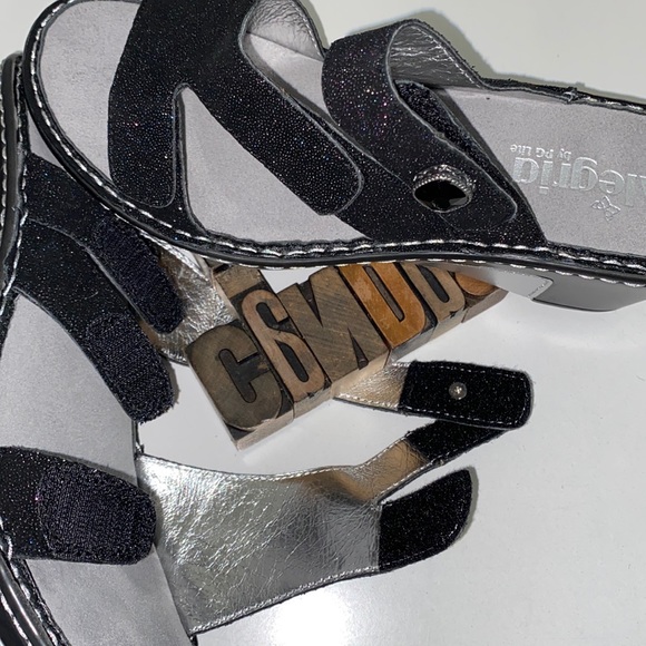 🆕🦋ALEGRIA by PG Lite ‘Loti’ Glitteroti Wedge Sandals - Picture 12 of 13